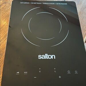 Salton induction cooktop
